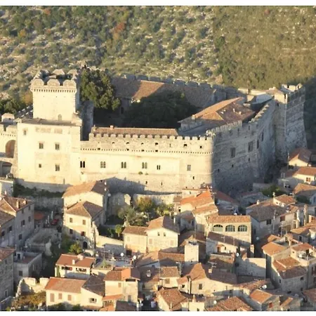 La Casa Del Borgo-Intero Appartamento Latina Exterior foto